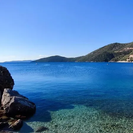 Sissy 1 * Poros (Lefkada)