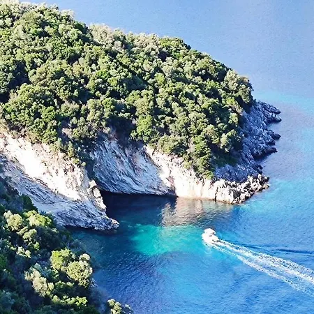 Sissy 1 * Poros (Lefkada)